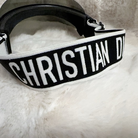 Dior Club1 Visor Black & White - Picture 4 of 11